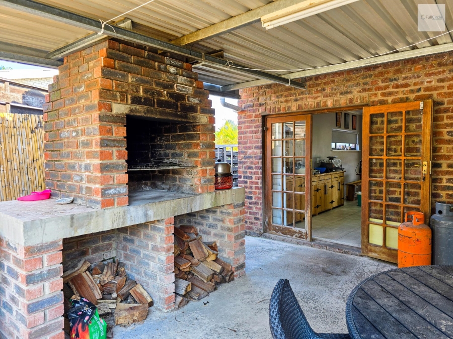 4 Bedroom Property for Sale in Cintsa East Eastern Cape